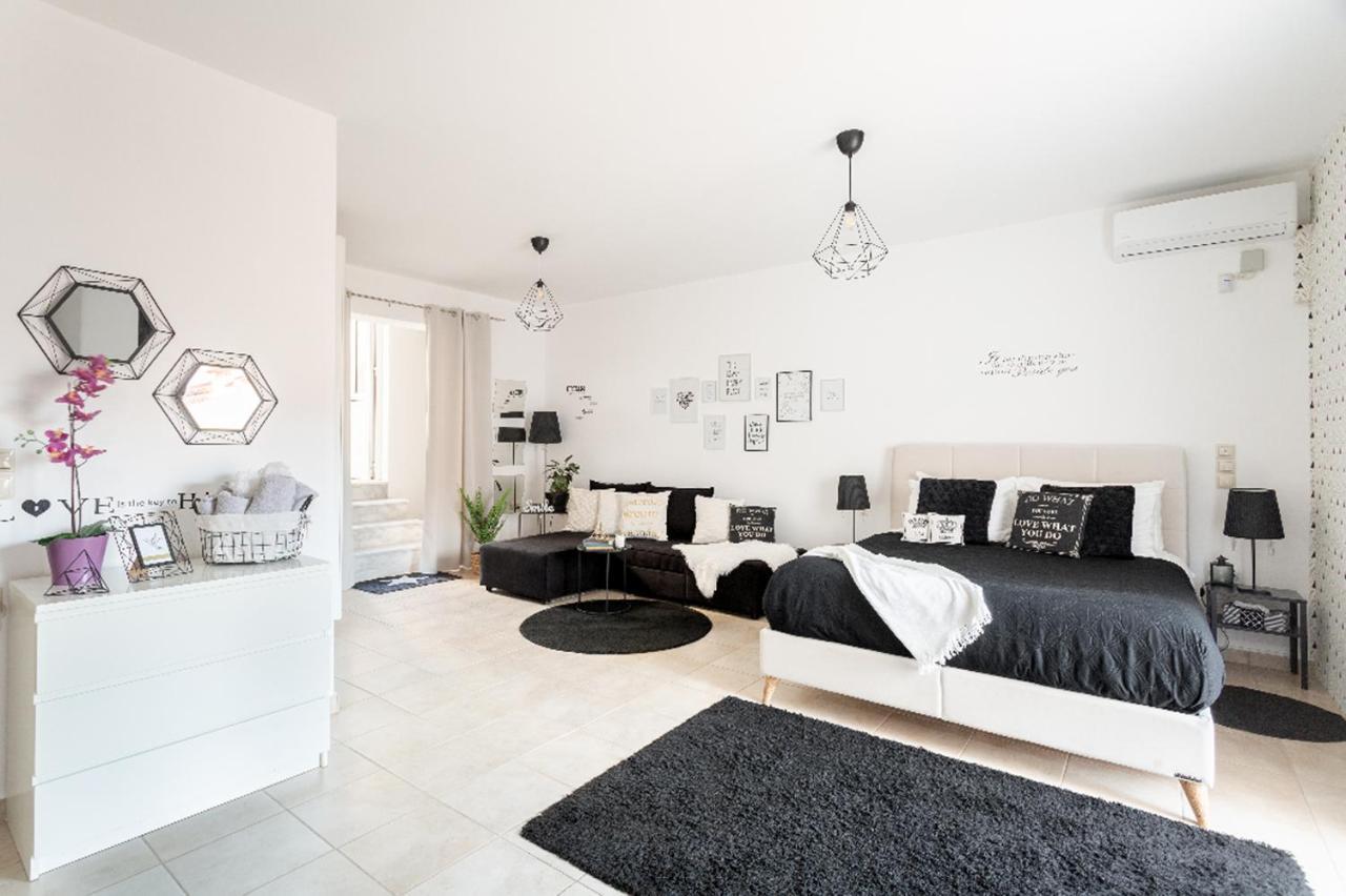 Milo Luxury House -Free Airport Pick Up-10Min Drive Βίλα Μαρκόπουλο Εξωτερικό φωτογραφία